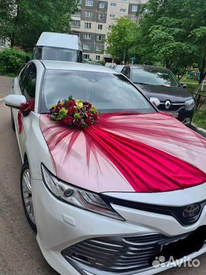 Кольца свадебные аренда, украшения на машины