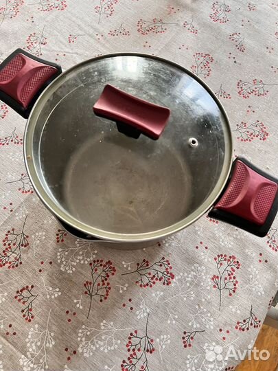 Кастрюля большая высокая