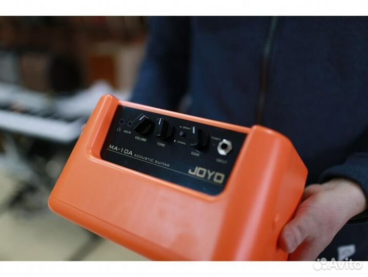 Joyo MA-10A комбоусилитель для акустической гитары
