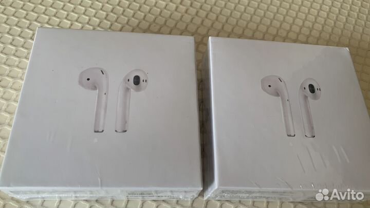 Беспроводные наушники apple airpods