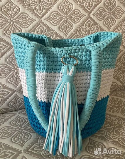 Сумка вязанная ручной работы