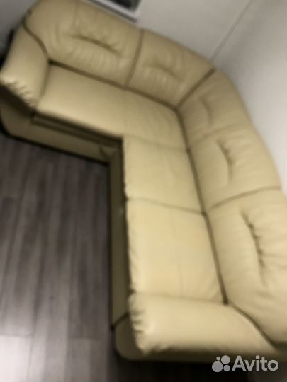 Угловой диван