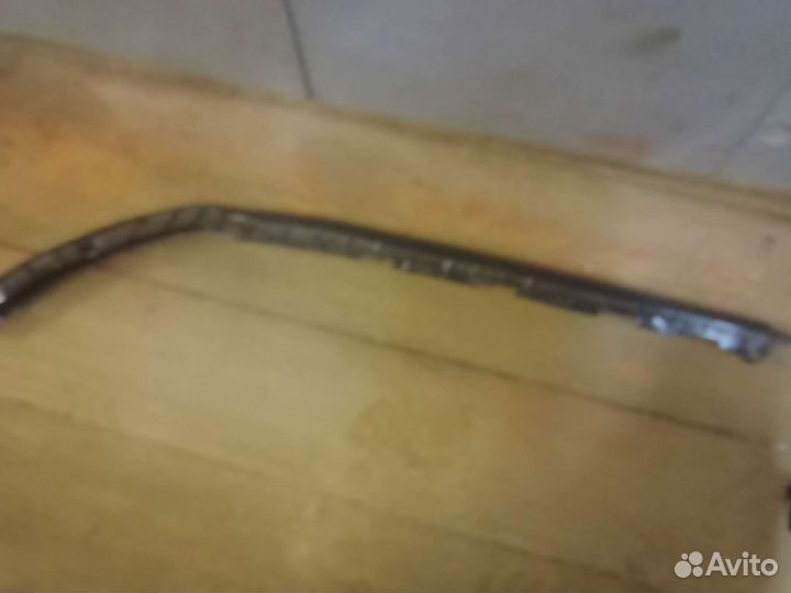 Губа бампера Опель Зафира б