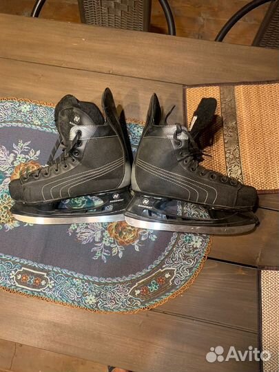 Коньки хоккейные 43 размер