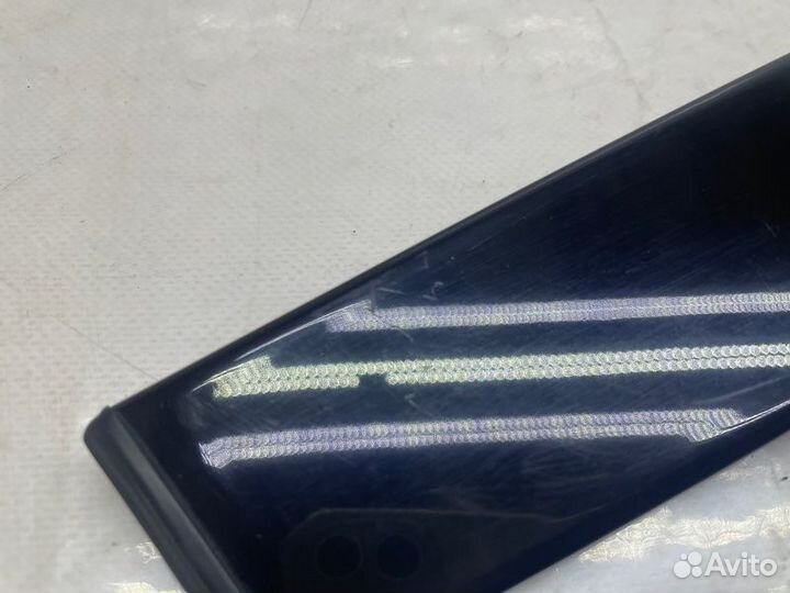 Накладка на дверь передняя левая Mercedes-Benz E