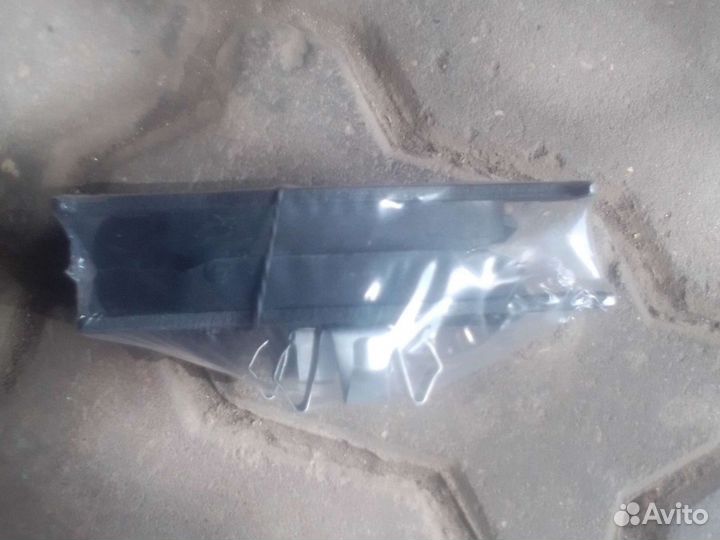 Передние тормозные колодки Renault Logan 2