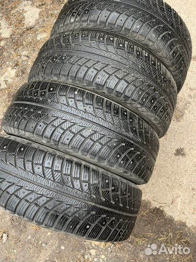 Gislaved Nord Frost 5 215/65 R16