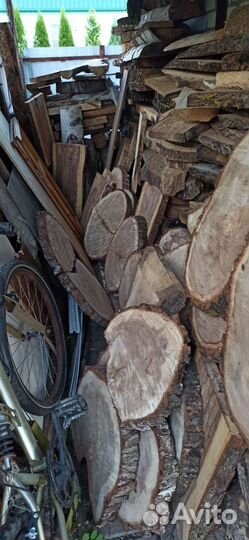 Спилы карагач и дуб