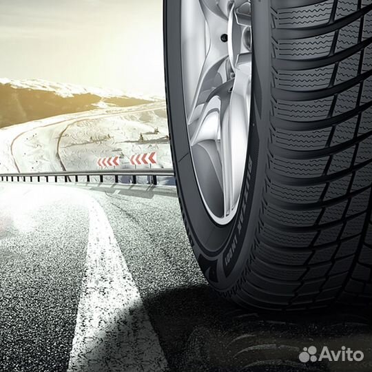 Bridgestone Blizzak LM-001 285/45 R21 113V