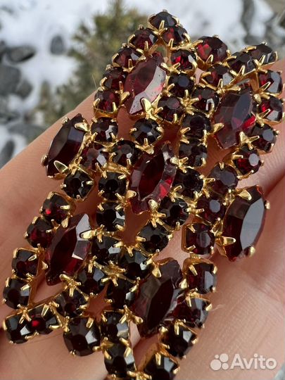 Брошь чехия винтаж гранатовое стекло