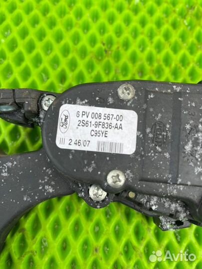 Педаль газа Ford Fusion 1.6 2007