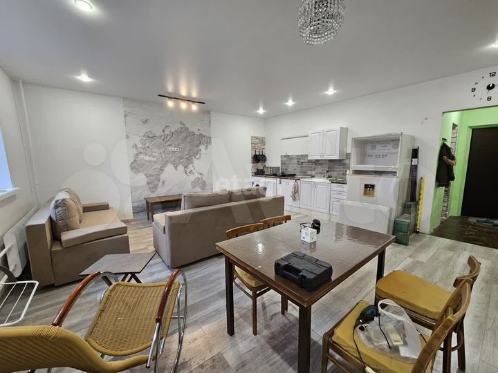 Продам помещение свободного назначения, 390 м²