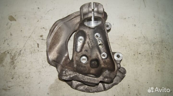 Цапфа FR BMW 320i F30