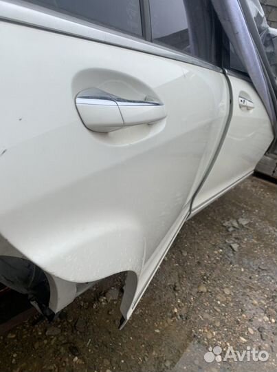 Дверь задняя правая w221