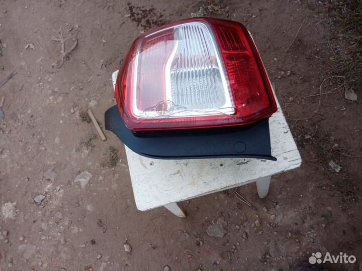 Фара renault logan