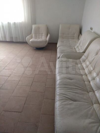 4-к. квартира, 95,2 м², 1/6 эт.