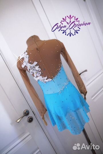 Костюм для фигурного катания 128