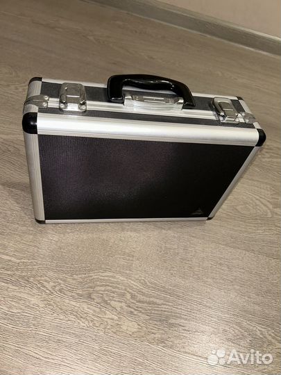 Студийный микрофон behringer b 1