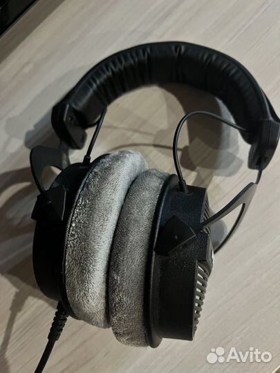 Beyerdynamic DT990 PRO