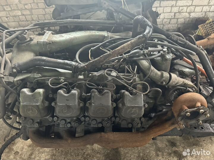 Двигатель mercedes V8 битурбо