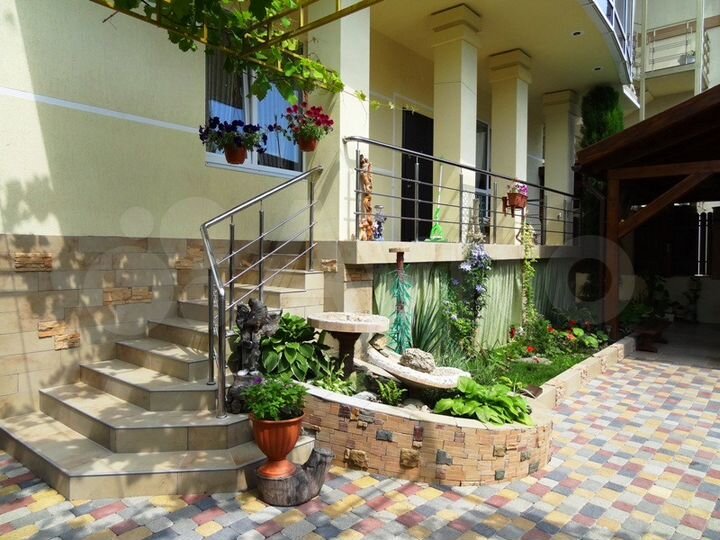 Комната 16 м² в 5-к., 2/3 эт.