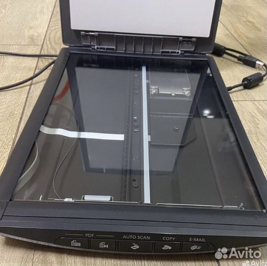 Сканер Canon lide 210