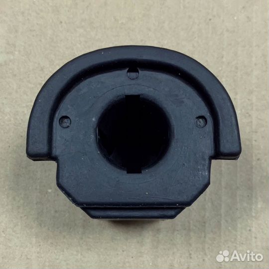 Сайлентблок рычага задний Primera P10