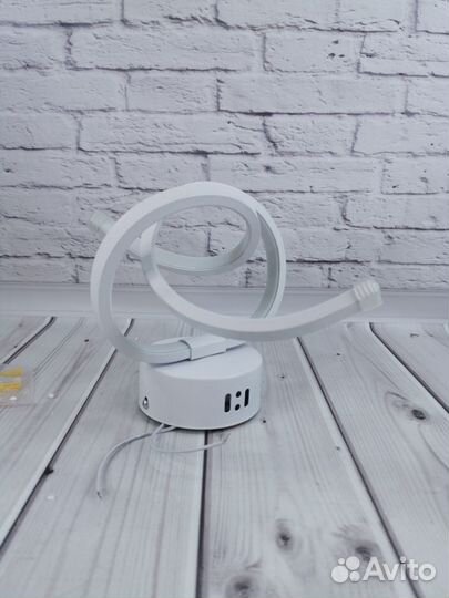 Настенная лампа спиральная зеркало с подсветкой