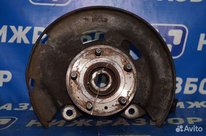 Кулак поворотный передний правый Opel Astra J 1.6