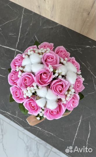 Букет из хлопка и мыльных роз