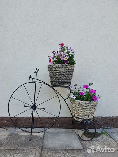 Кашпо из полиротанга