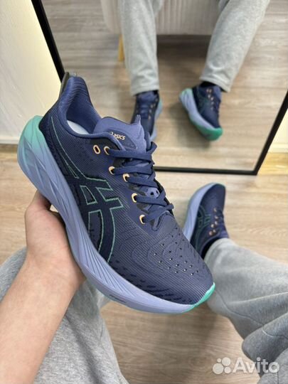 Кроссовки asics новые