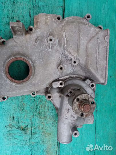 Передняя крышка змз-406