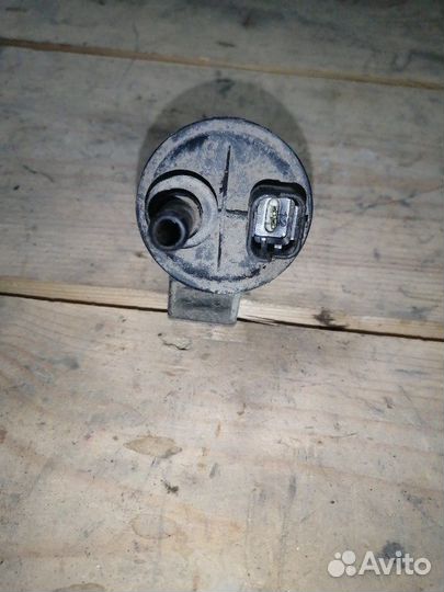 Клапан Renault Fluence седан 2.0 M4RK751 2012