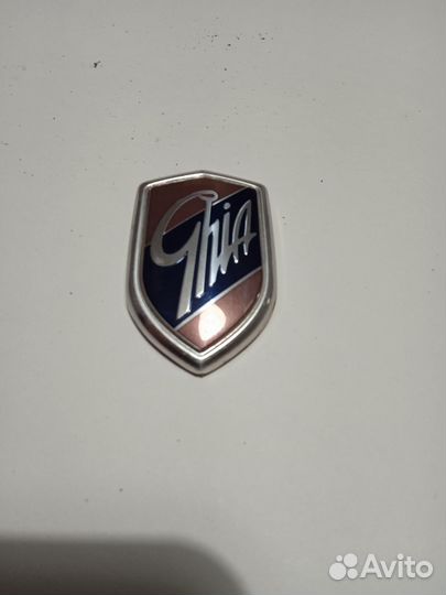 Эмблема Chia комплектация для Ford