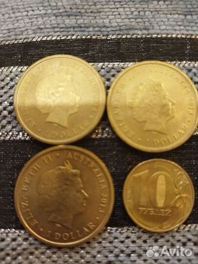 Австралия 1 доллар 3 монеты