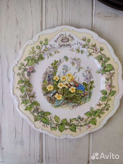 Тарелка Весна Ежевичная Поляна 21 см 2 сорт