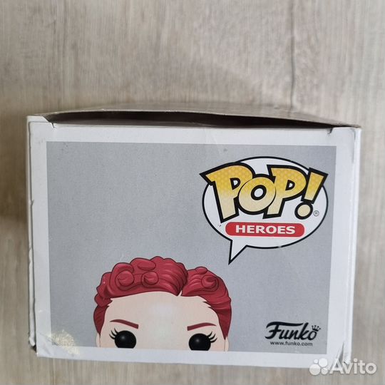 Funko Pop DC Bombshells 257 Duela Dent