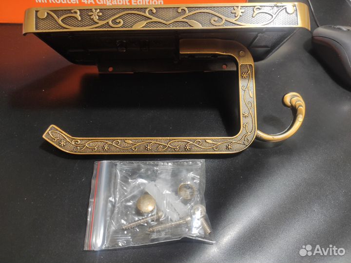 Держатель для туалетной бумаги