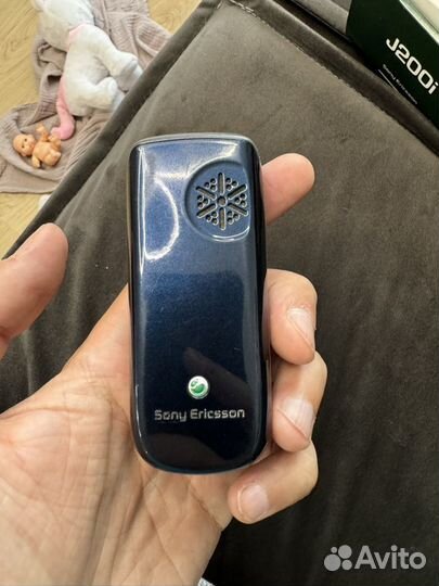 Sony Ericsson J200