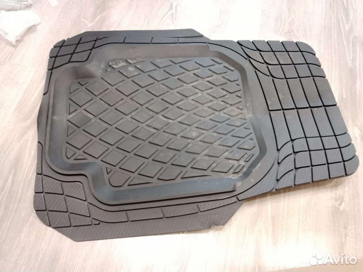 Коврик передний универсальный