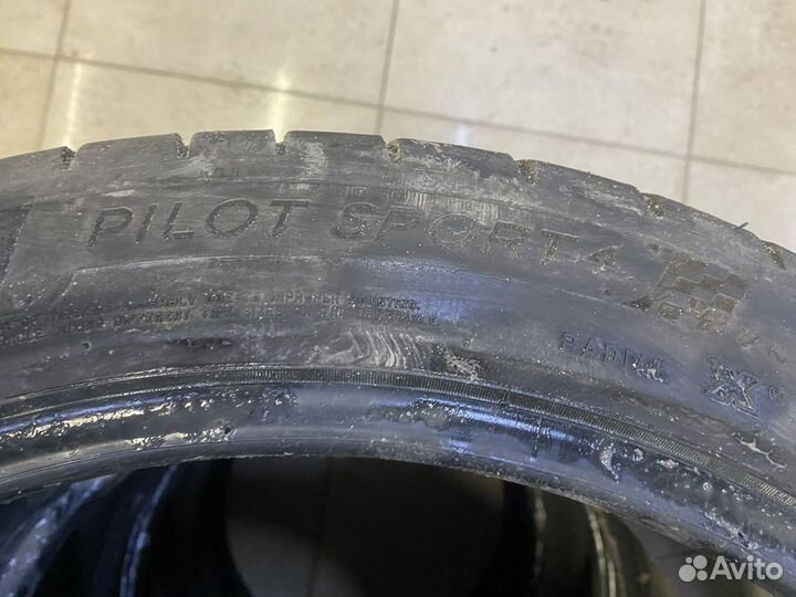 Michelin Pilot Sport 4 255/40 R19