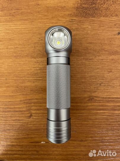 Фонарь налобный Новый Boruit