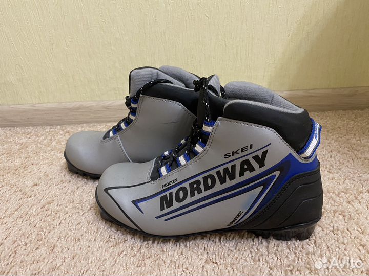 Беговые лыжи