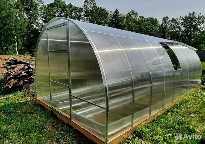 Теплица из поликарбоната