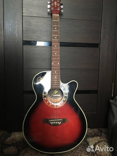 Акустическая гитара