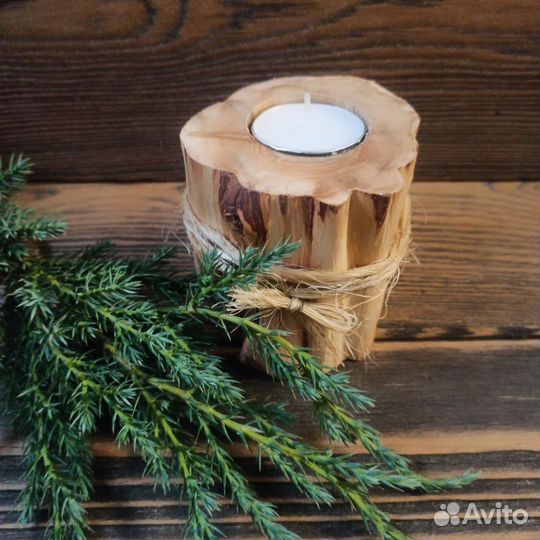 Подсвечник из можжевельника