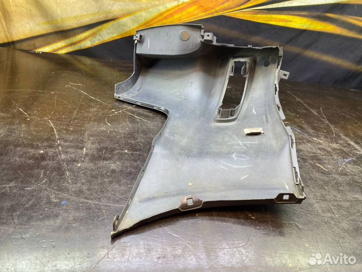 Накладка бампера прав Mitsubishi Outlander XL 5460