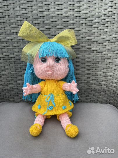 Вязаная игрушка Мальвина