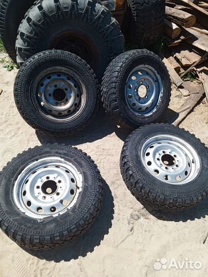 Грязевая резина на ниву